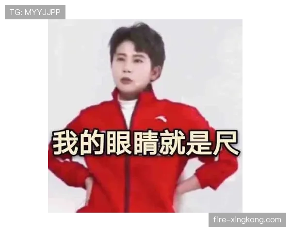 王濛训练完顺手买个包，教练组工资还没她零花多